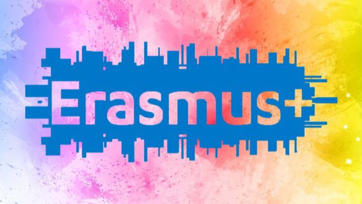 Támogatást nyertünk az ERASMUS + Programban!